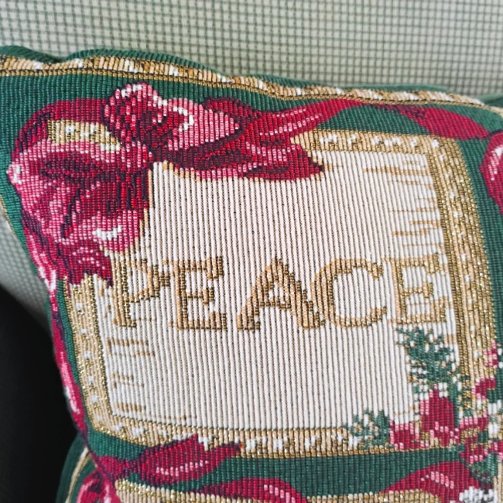 Christmas/Holiday Red/Green Tapestry Pillow 